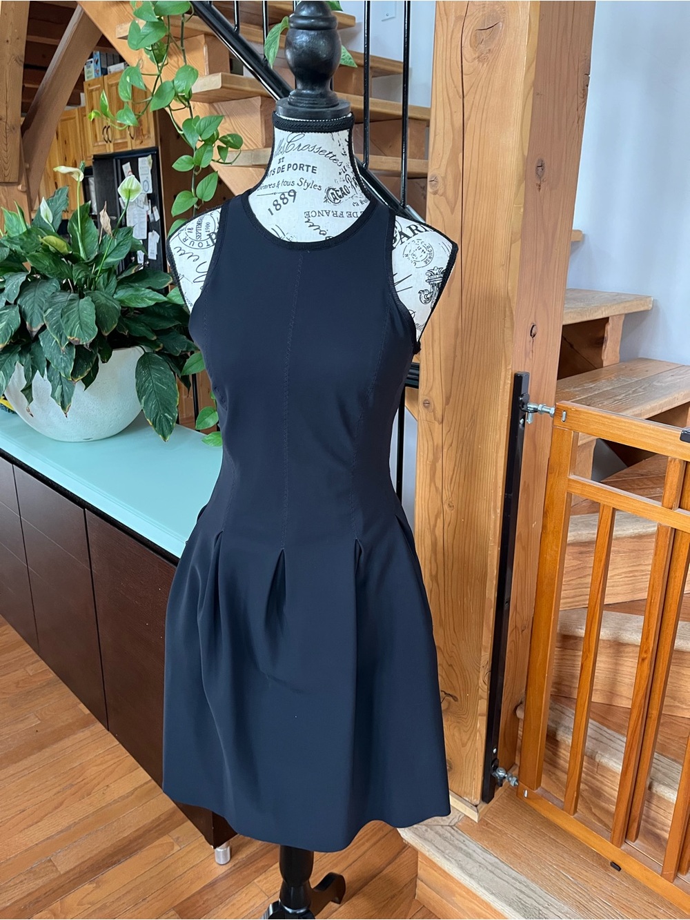 lululemon athletica Black Sleeveless Here to There dress